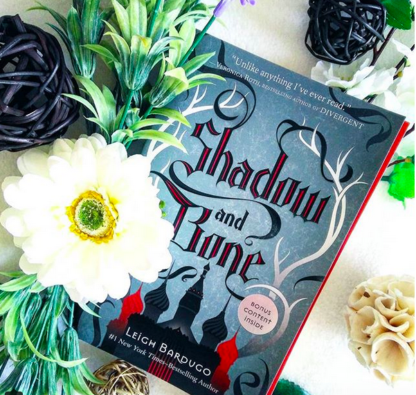 Chronique : Shadow and bone de Leigh Bardugo