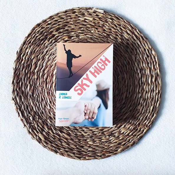 Sky High de Emma R. Lowell